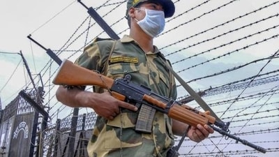 Border tense as Bangladesh guards stop India from building fence Border tense as Bangladesh guards stop India from building fence