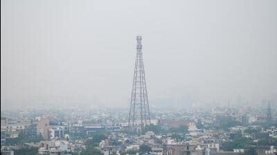 Haze and smog in the Delhi-NCR region on July 23. (Sunil Ghosh/HT Photo) Haze and smog in the Delhi-NCR region on July 23. (Sunil Ghosh/HT Photo)