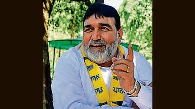 The camp was inaugurated by MLA Ashok Parashar Pappi and deputy commissioner Sakshi Sawhney. (HT File)