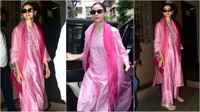 Alia Bhatt's simple pink suit is a must-have for fans of minimalist aesthetics. (HT photo/VarinderChawla) Alia Bhatt's simple pink suit is a must-have for fans of minimalist aesthetics. (HT photo/VarinderChawla)