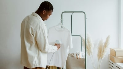 Garment steamer buying guide: How to use, all you need to know about it. (Pexels) Garment steamer buying guide: How to use, all you need to know about it. (Pexels)