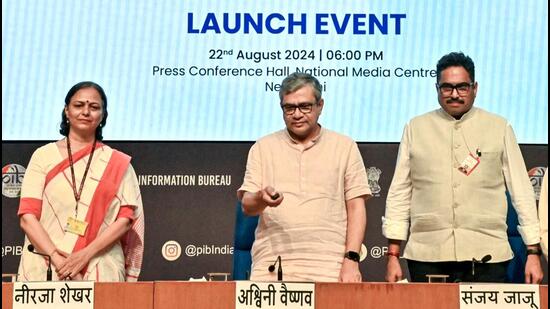 Information and Broadcasting minister Ashwini Vaishnaw (centre) launches 25 challenges as part of the ‘Create in India Challenge - Season 1’ in New Delhi on Thursday. (ANI Photo)