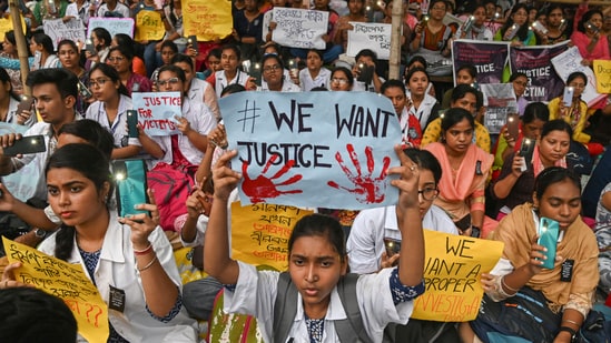 Doctors and nursing staff participate in a huge mass rally near RG Kar Medical College and Hospital (PTI)