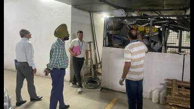 All bulk waste generators in Gurugram district are required to segregate waste into wet, dry, and domestic hazardous categories. (HT PHOTO) All bulk waste generators in Gurugram district are required to segregate waste into wet, dry, and domestic hazardous categories. (HT PHOTO)