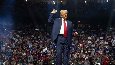 GLENDALE, ARIZONA - AUGUST 23: Republican presidential nominee, former U.S. President Donald Trump departs the stage after speaking during a campaign rally at Desert Diamond Arena on August 23, 2024 in Glendale, Arizona. The rally, held in partnership with Turning Point PAC and Turning Point Action, comes come two weeks after Democratic presidential nominee U.S. Vice President Harris held a rally at the same location. (Getty Images via AFP) GLENDALE, ARIZONA - AUGUST 23: Republican presidential nominee, former U.S. President Donald Trump departs the stage after speaking during a campaign rally at Desert Diamond Arena on August 23, 2024 in Glendale, Arizona. The rally, held in partnership with Turning Point PAC and Turning Point Action, comes come two weeks after Democratic presidential nominee U.S. Vice President Harris held a rally at the same location. (Getty Images via AFP)