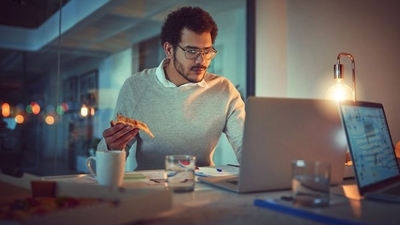 Balancing work and wellness: 12 strategies for incorporating healthy snacks into busy schedule (Photo by Daily Meal)