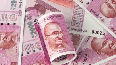 Union minister Ashwini Vaishnaw outlined that the Unified Pension Scheme (UPS) is built on five key pillar. Union minister Ashwini Vaishnaw outlined that the Unified Pension Scheme (UPS) is built on five key pillar.