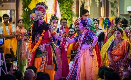 Maha raas is a crucial part of the Krishna Janmashtami. (File photo) Maha raas is a crucial part of the Krishna Janmashtami. (File photo)
