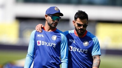 India's Shikhar Dhawan and Virat Kohli during a practice session (Action Images via Reuters)