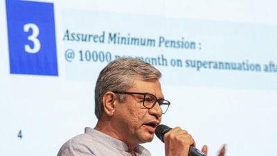 Union minister Ashwini Vaishnaw briefed the media on the central government's new Unified Pension Scheme. (PTI) (HT_PRINT) Union minister Ashwini Vaishnaw briefed the media on the central government's new Unified Pension Scheme. (PTI) (HT_PRINT)