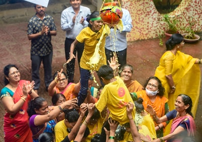 Happy Dahi Handi 2024: Students of Kamala Mehta School for Blind form a human pyramid to break the Dahi Handi during last year's celebrations. (PTI) Happy Dahi Handi 2024: Students of Kamala Mehta School for Blind form a human pyramid to break the Dahi Handi during last year's celebrations. (PTI)