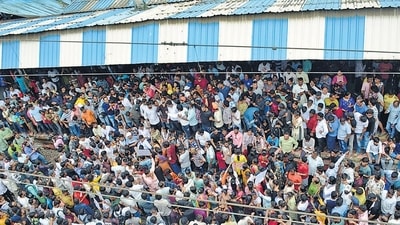 After the incident of sexual assault came to light, angry citizens of Badlapur staged a protest at the local railway station on August 20. (Pramod Tambe/ HT Photo) After the incident of sexual assault came to light, angry citizens of Badlapur staged a protest at the local railway station on August 20. (Pramod Tambe/ HT Photo)