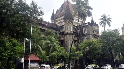 The parties involved in the petition reside in a Colaba building and have known each other since 1980. (Photo by Anshuman Poyrekar/Hindustan Times) (Anshuman Poyrekar/HT PHOTO) The parties involved in the petition reside in a Colaba building and have known each other since 1980. (Photo by Anshuman Poyrekar/Hindustan Times) (Anshuman Poyrekar/HT PHOTO)