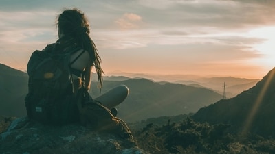 How to pack light when you're a woman solo traveller with just a carry-on. (Unsplash) How to pack light when you're a woman solo traveller with just a carry-on. (Unsplash)