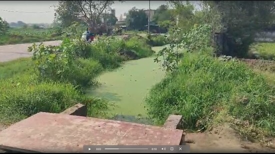 The Alipur drain where the 5-year-old girl died on Monday morning. (HT Photo)