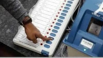 The BJP has so far not named its nominee for Nowshera, which was represented in 2014 by its current state president Ravinder Raina, and Gandhi Nagar, renamed as Bhau assembly constituency, from where the party’s senior leader and former deputy CM Kavinder Gupta was elected in 2014. (HT Photo) The BJP has so far not named its nominee for Nowshera, which was represented in 2014 by its current state president Ravinder Raina, and Gandhi Nagar, renamed as Bhau assembly constituency, from where the party’s senior leader and former deputy CM Kavinder Gupta was elected in 2014. (HT Photo)