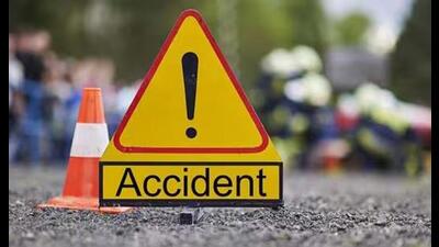 The speeding bus, headed to Amritsar, first hit a road divider and then overturned (HT File)