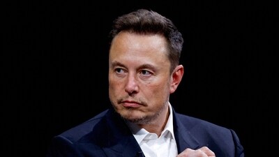 California's bill on loans for illegal immigrants sparks debate, Indian American confronts Elon Musk (REUTERS/Gonzalo Fuentes/File Photo) (REUTERS)