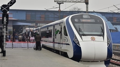 Vande Bharat Express sleeper coaches to get dispatched from Bengaluru's BEML, expected to be launched by December Vande Bharat Express sleeper coaches to get dispatched from Bengaluru's BEML, expected to be launched by December