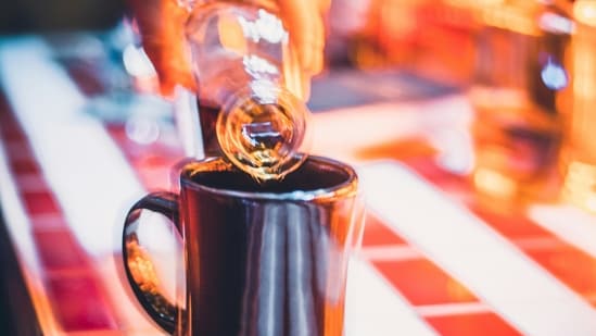 The man who beat up his drunk brother said he was wrong, but Reddit shared that he was right in choosing violence. (Unsplash/Nick Rickert)