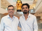 KL Rahul with LSG owner Sanjiv Goenka