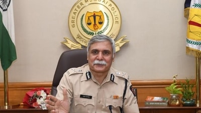 Sanjay Pandey, the former acting Director General of Police of Maharashtra, took charge as new Mumbai Police Commissioner in 2021. (Photo by Bhushan Koyande/ HT Photo) (HT PHOTO) Sanjay Pandey, the former acting Director General of Police of Maharashtra, took charge as new Mumbai Police Commissioner in 2021. (Photo by Bhushan Koyande/ HT Photo) (HT PHOTO)