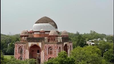 Rahim’s tomb on Mathura Road. (HT Photo) Rahim’s tomb on Mathura Road. (HT Photo)