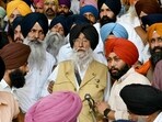 Simranjit Singh Mann (C), the president of Shiromani Akali Dal (Amritsar) (SADA) party. Simranjit Singh Mann (C), the president of Shiromani Akali Dal (Amritsar) (SADA) party.
