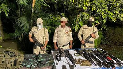 Manipur police recovered arms and ammunition and military fatigues from Sekta Awang Leikai, Imphal East (X/@manipur_police) Manipur police recovered arms and ammunition and military fatigues from Sekta Awang Leikai, Imphal East (X/@manipur_police)
