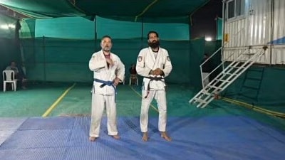 Rahul Gandhi shows off his 'black belt' jiu jitsu moves (Screengrab) Rahul Gandhi shows off his 'black belt' jiu jitsu moves (Screengrab)