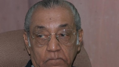 A prolific writer and legal expert, Noorani leaves behind a tremendous legacy of scholarly and journalistic work that ranged from fundamental rights and secularism to parliamentary procedure and constitutional questions. (HT Archive) A prolific writer and legal expert, Noorani leaves behind a tremendous legacy of scholarly and journalistic work that ranged from fundamental rights and secularism to parliamentary procedure and constitutional questions. (HT Archive)