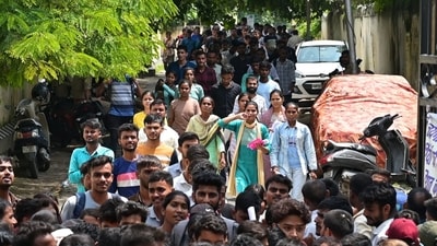 Candidates coming out after appearing for police constable recruitment examination at Jai Narayan PG College (KKC) in Lucknow on Friday, August 30, 2024. ((Photo by Mushtaq Ali/Hindustan Times)) Candidates coming out after appearing for police constable recruitment examination at Jai Narayan PG College (KKC) in Lucknow on Friday, August 30, 2024. ((Photo by Mushtaq Ali/Hindustan Times))