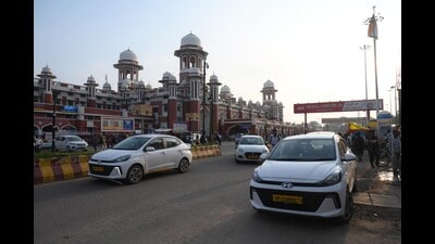 Several cone-shaped iron barriers which were set up as a part of the integrated parking system are now is missing from the road . (Deeoak Gupta/HT)