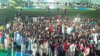 Students protest outside Gudlavalleru College of Engineering at Gudivada in Andhra Pradesh on Thursday. (HT photo) Students protest outside Gudlavalleru College of Engineering at Gudivada in Andhra Pradesh on Thursday. (HT photo)