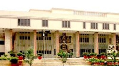 Students granted provisional admission in Stephen's restricted from classes: HC Students granted provisional admission in Stephen's restricted from classes: HC