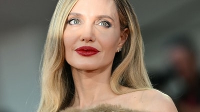 Angelina made an elegant entrance at the red carpet premiere of her film, Maria. (AFP) Angelina made an elegant entrance at the red carpet premiere of her film, Maria. (AFP)