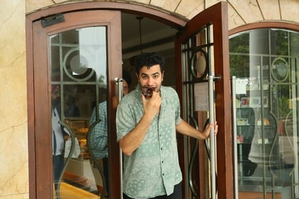 Actor Ankur Rathee digs into a donut at Wenger's in CP and couldn't help but admit, “I’ve never had such a good donut in India... There’s nothing in Mumbai like this bakery in CP.” (Photo: Manoj Verma/HT)
