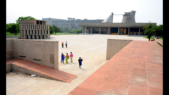 The proposed initiatives include a virtual tour of the Capitol Complex using AR/VR technologies, a human-scale model of the Capitol Complex cafeteria on the first floor, and battery-operated cars for specially abled and elderly visitors. (HT)