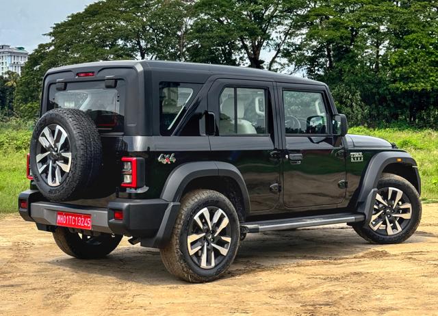 The new electric steering makes the Roxx feel light and easy to drive, once you get used to its dimensions.