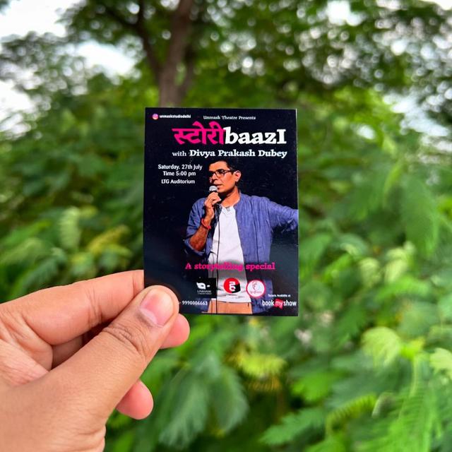 Divya Prakash Dubey’s second storytelling show, StoryBaazi, left many in tears. (Hindi Yugm)