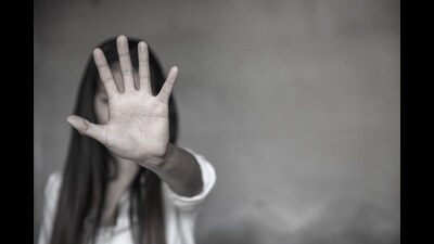 Over the past three months, the accused, who works at a sweetshop located on the bus route, allegedly blew kisses at her as the bus passed by. (REPRESENTATIVE PIC)