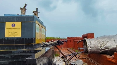 A statue of Chhatrapati Shivaji Maharaj, erected by the Navy and inaugurated by Prime Minister Narendra Modi last year, collapses at Rajkot Fort, in Malvan, Monday. (PTI) A statue of Chhatrapati Shivaji Maharaj, erected by the Navy and inaugurated by Prime Minister Narendra Modi last year, collapses at Rajkot Fort, in Malvan, Monday. (PTI)