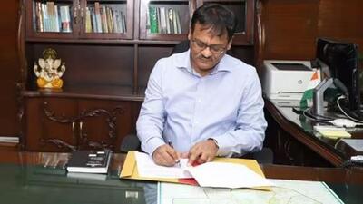 Senior IAS officer Dharmendra. Senior IAS officer Dharmendra.