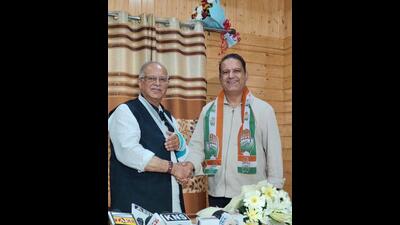 Former chief spokesman of the PDP and a former minister Suhail Bukhari on Sunday joined Congress ahead of the first phase of elections in J&K. J&K Pradesh Congress president Tariq Hamid Karra announced Bukhari’s and former minister and legislator Babu Jagjeevan’s joining into Congress. “From the past many days many leaders joined Congress and the joinings are still going on. (X)
