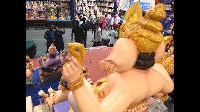 In 2023,  ₹ ₹1.5 crore tender for mobile tanks was floated and only 59,126 of the total 561,428 Ganesh idols were immersed using these mobile facilities. (MAHENDRA KOLHE/ HT PHOTO)