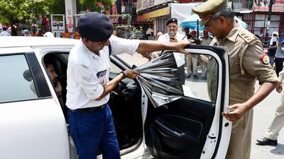 Virender Vij, deputy commissioner of police, traffic, said that the police not only penalise violators but also pull down the black film from the vehicles on the spot. (Representational image/ANI) Virender Vij, deputy commissioner of police, traffic, said that the police not only penalise violators but also pull down the black film from the vehicles on the spot. (Representational image/ANI)