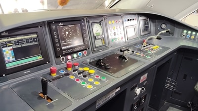 A photo highlighted the loco pilot area of the sleeper coach. Vaishnaw noted that designing a new train is complex, with several new features introduced in the sleeper cars. (via HT)