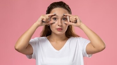 “Ayurveda identifies stress as the primary adversary for the eyes. Whether it's physical or environmental stress, prolonged working hours, sleepless nights, or prolonged crying, they all disrupt the natural doshic balance of your eyes,” says Dr Dimple Jangda, Ayurveda & Gut Health Coach in her recent Instagram post. (Freepik) “Ayurveda identifies stress as the primary adversary for the eyes. Whether it's physical or environmental stress, prolonged working hours, sleepless nights, or prolonged crying, they all disrupt the natural doshic balance of your eyes,” says Dr Dimple Jangda, Ayurveda & Gut Health Coach in her recent Instagram post. (Freepik)