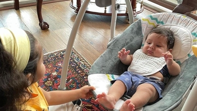 Inaaya plays with little Jeh in this adorable picture shared by Soha Ali Khan. 