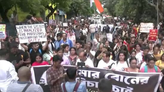 Protest in Kolkata's College Square on Sunday (ANI) Protest in Kolkata's College Square on Sunday (ANI)